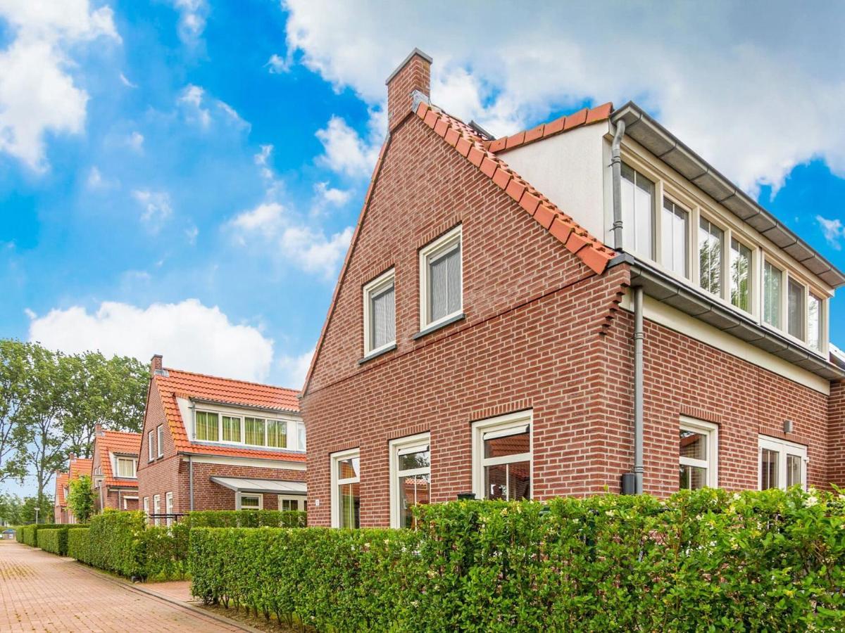 Cozy Detached House Near Breskens With Garden And Two Nice Terraces エクステリア 写真